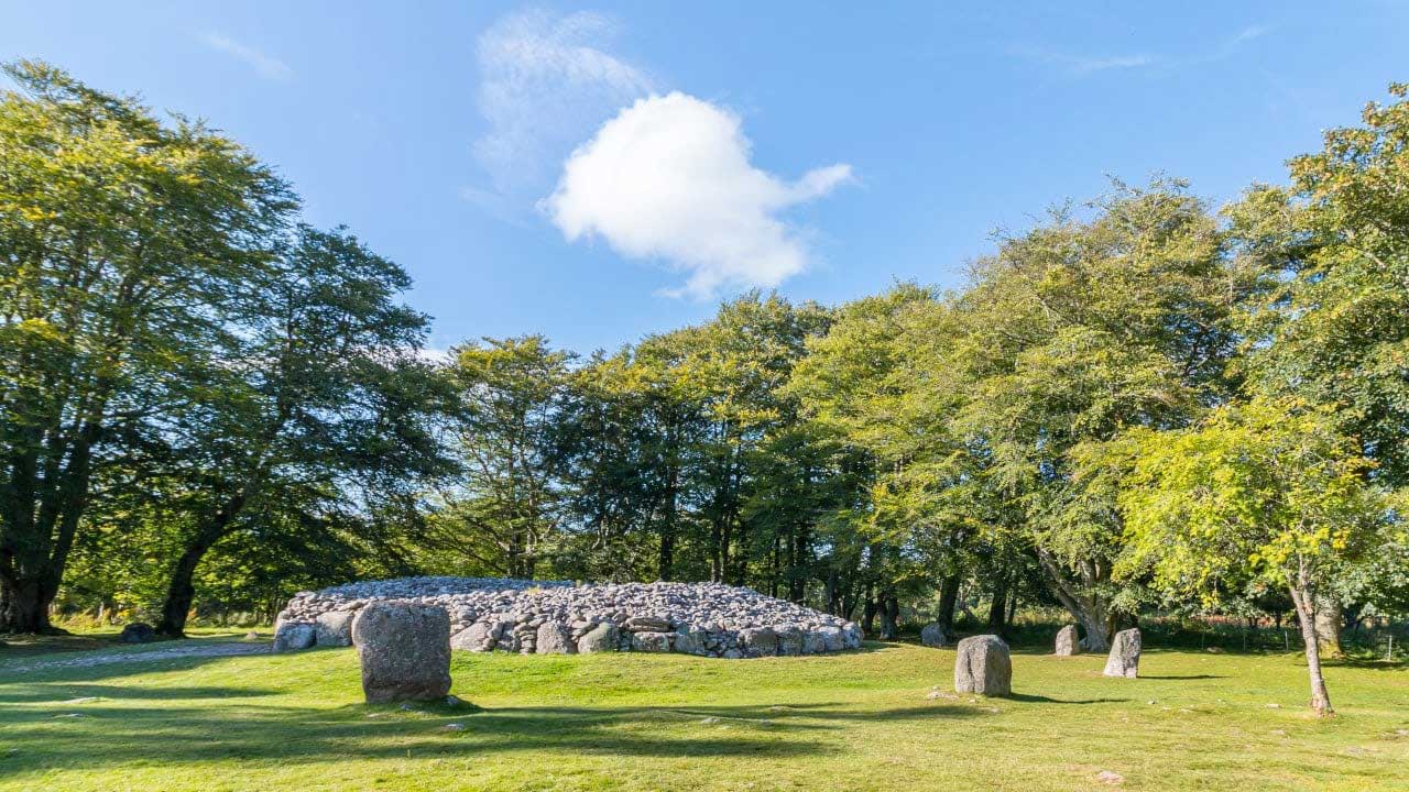 clava cairns, Scotland