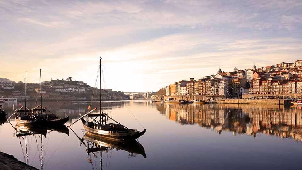 Portugal - Nice view of the Ribeira in Porto