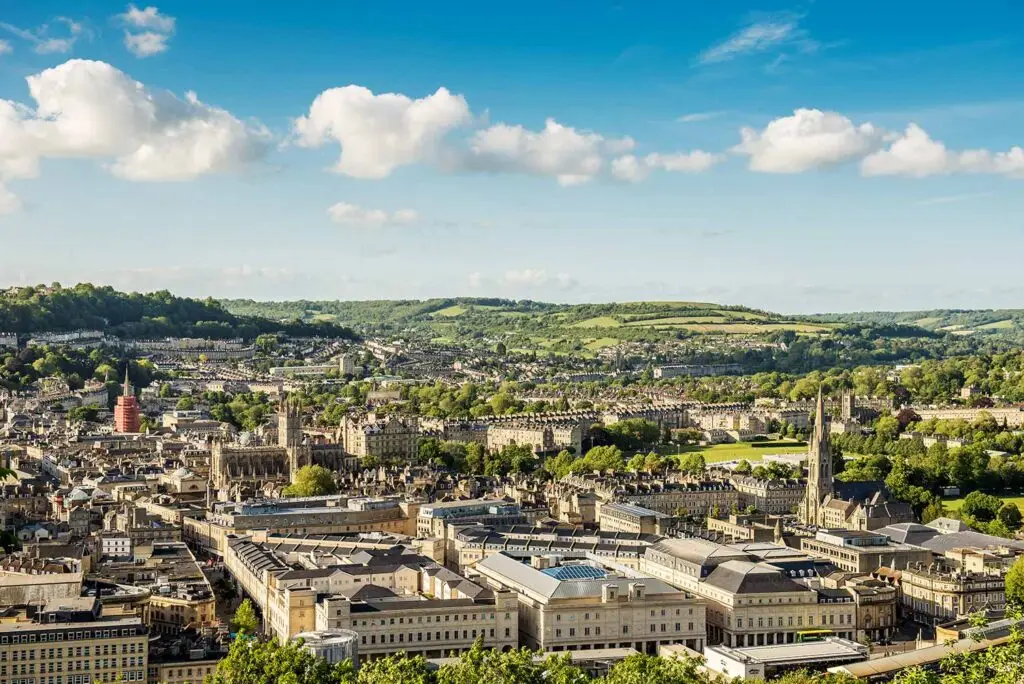 Panoramic view of Bath, England showcasing the historic architecture and rolling hills in the background, perfect for exploring UK heritage sites.